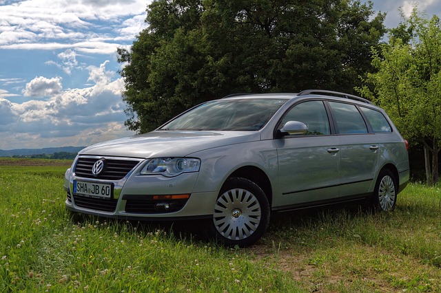 Łożysko Przód Mondeo MK3: Objawy Uszkodzenia i Procedura Naprawy